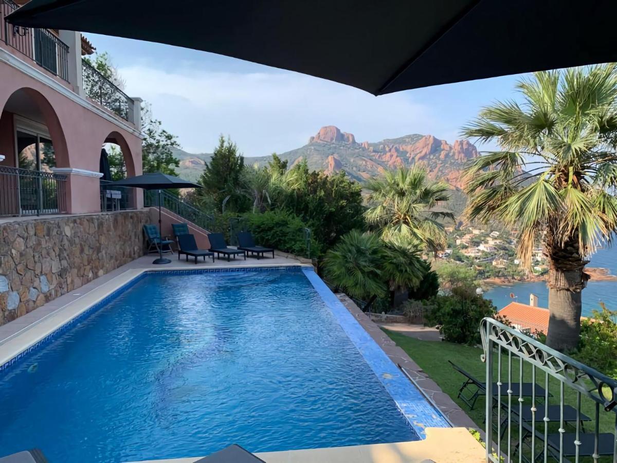 Villa In Antheor With Private Swimming Pool Saint-Raphael  Exterior photo